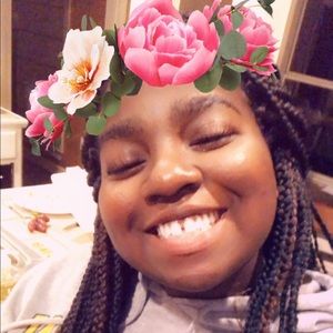 Meet your Posher, Katelyn